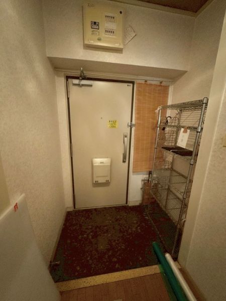 玄関リフォーム ビフォー